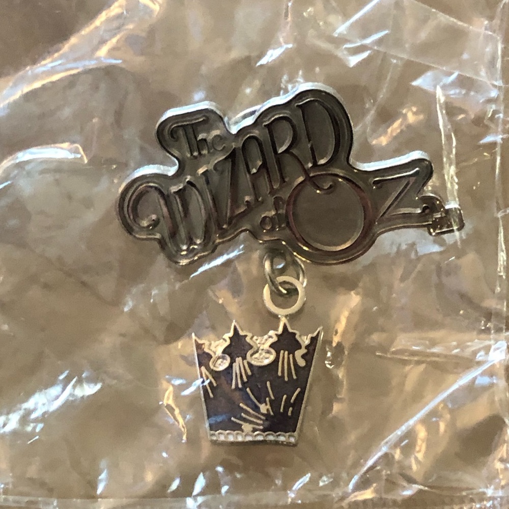 The Wizard of Oz Pin